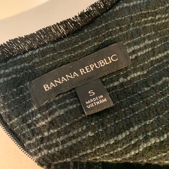Banana Republic Charcoal and Black Fringe Top - Picture 4 of 6